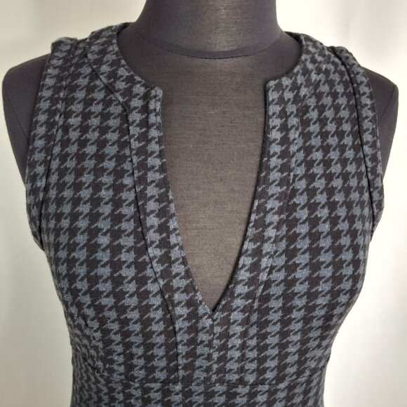 Banana Republic Sz 10 Houndstooth Soft Knit Sheath Bodycon Empire Dress - Picture 6 of 15